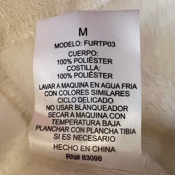 Hoody & Shorts - Picture 7 of 7